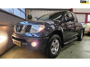 Nissan Navara 2.5 dCi LE King Cab 4WD