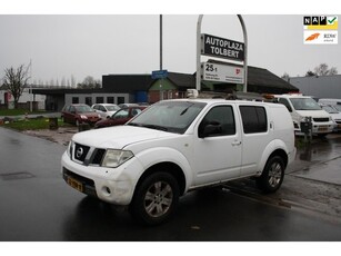 Nissan Pathfinder 2.5 SE Comfort