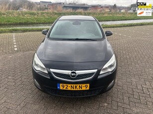 Opel Astra 1.4 Turbo Edition ((( nieuwe remblokken)))