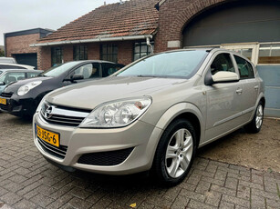 Opel Astra 1.6 Business I AIRCO I CRUISE I NAVI