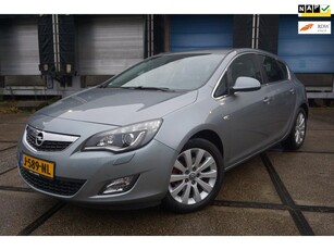 Opel Astra 1.6 Turbo Cosmo *Automaat * Lm velgen *