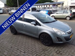 Opel Corsa 1.4-16V Edition (bj 2012)