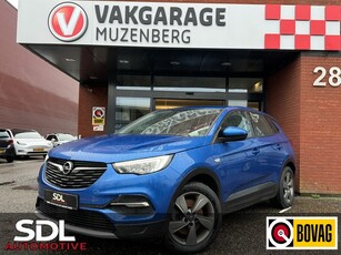 Opel Grandland X 1.6 Turbo Hybrid Innovation // NAVI //