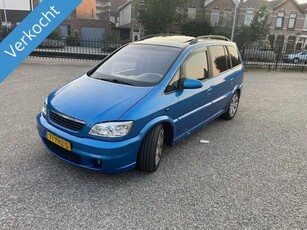 Opel Zafira 2.0-16V turbo OPC! Schuifdak! Leder! Airco!