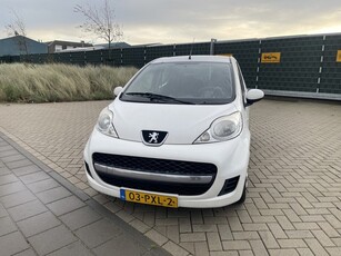 Peugeot 107 1.0-12V Millesim 200 (bj 2011)