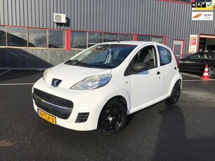 Peugeot 107 1.0-12V XR // 5 DEURS / AIRCO / N.A.P / BJ 2012