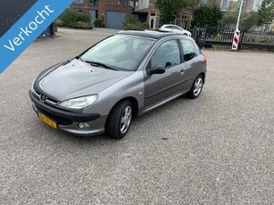 Peugeot 206 1.4 XS! 209 DKM NAP! Apk t/m 03-2025!