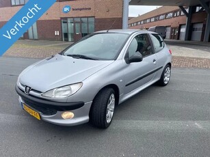 Peugeot 206 1.4 XS! Airco! 197 DKM NAP! Apk 12-2024!