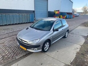 Peugeot 206 VERKOCHT!! Nieuwe APK 18-01-2024!!