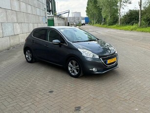 Peugeot 208 1.2 PureTech Allure APK,AIRCO,ZEERNETTE AUTO