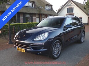 Porsche Cayenne 3.6 PANODAK/BOSE/20''/SPORTLEER (bj 2012)