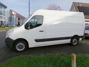 Renault Master T35 2.3 dCi L2H2