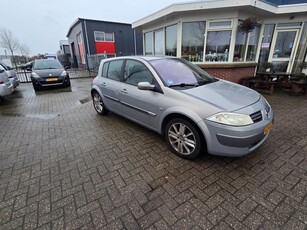 Renault Mégane 1.6-16V Dynamique Luxe