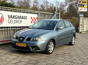 Seat Ibiza 1.4-16V Sensation Grote beurt 4 nwe banden nwe