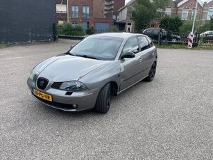 SEAT Ibiza 1.8-20V VT FR! 181 DKM NAP! Climate! 225 PK!