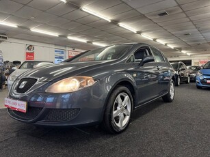 Seat Leon 1.6 Reference. 5-drs, airco, netjes onderhouden en meer!