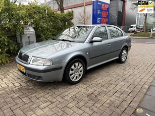 Skoda Octavia 2.0 Rider Automaat met 129964 dkm Airco Cruise Control