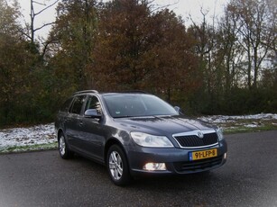 Skoda Octavia Combi 1.4 TSI Ambition Business Line . Airco