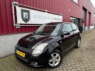 Suzuki Swift 1.3 Exclusive // Automaat // 176 DKM NAP //