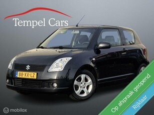 Suzuki Swift 1.3 Exclusive automaat, trekhaak, zeer netjes