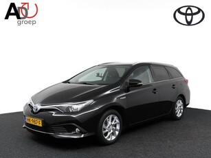 Toyota Auris 1.8 Hybrid Dynamic Panoramadak Trekhaak