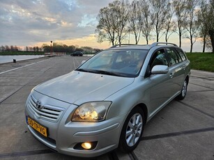 Toyota Avensis Wagon 2.0 D-4D-F Luna Apk 22-05-2025