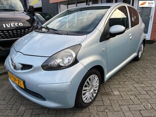 Toyota Aygo 1.0-12V + airco nieuwe apk