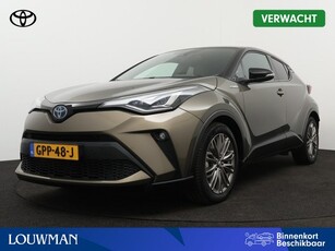 Toyota C-HR 2.0 Hybrid Executive Bi-Tone Limited Half