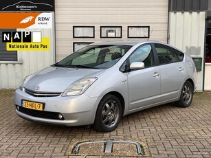 Toyota Prius 1.5 VVT-i Business Edition JBL Leder