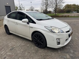 Toyota Prius 1.8 Dynamic Camera Navi Keyless