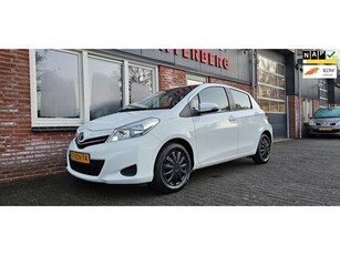 Toyota Yaris 1.0 VVT-i Now 5-Deurs! Airco! NAP! Nette Auto!