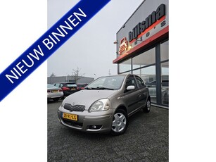 Toyota Yaris 1.3 VVT-i S-Line NL-auto Lage km.stand