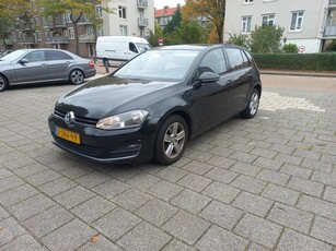 Volkswagen Golf 1.2 TSI Highline 5drs Alcantara Black Magic