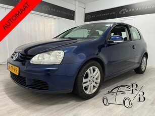 Volkswagen Golf 1.6 FSI Optive 4