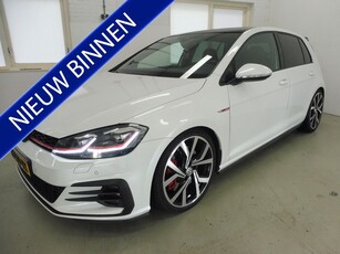 Volkswagen Golf 2.0 TSI GTI Performance Dynaudio LED