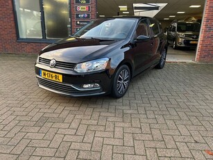 Volkswagen Polo 1.0 Allstar/ 5DRS/ NAVI/ PDC voor en achter