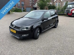 Volkswagen Polo 1.2 TSI Highline! Airco! Style uitgevoerd! Apk t/m 11-2024!