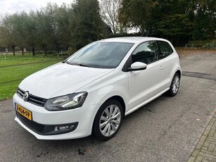 Volkswagen Polo 1.2 TSI Highline !XENON-LED! !NAVI!