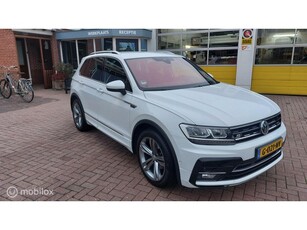 Volkswagen Tiguan 1.5 TSI Comfortline Business R line