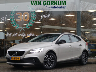 Volvo V40 Cross Country 1.5 T3 Momentum Automaat