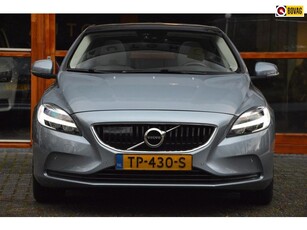 Volvo V40 T3 Inscription Adaptive-cruise HarmanKardon