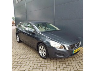 Volvo V60 1,6D2/automaat/navi/bluetoo/airco/cruise/onderhoud