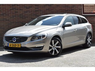 Volvo V60 2.4 D6 AWD Plug-In Hybrid Summum '13 Xenon Leder