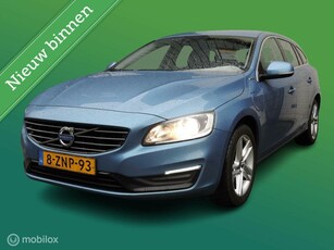 Volvo V60 2.4 D6 Momentum Automaat 255dkm NAP!!!