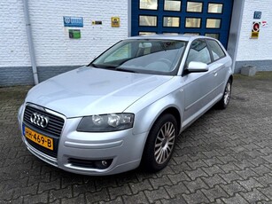 Audi A3 1.6 AMBITION