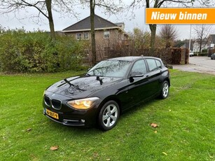 BMW 1-serie 116 I 5 drs automaat - navigatie ecc