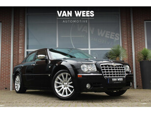 ➡️ Chrysler 300C 2.7 V6 | Origineel NL | Youngtimer | LPG-G3 | 193 pk | Boston Audi | Leer | Xenon | 20 inch | Cruise-control |