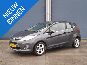 Ford Fiesta 1.25 Titanium BENZINE / N.A.P / AIRCO/ APK T/M 9-2025