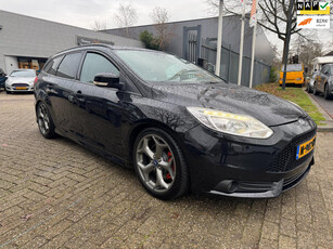 Ford Focus Wagon 2.0 EcoBoost ST-3 2e eigenaar 128.177 km, veel vernieuwd, groot onderhoud gehad, perfect en onderhouden voertuig