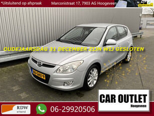 Hyundai i30 1.4i Dynamic Luxe 5-Drs, A/C, LM, Afnb.Trekhaak & Nieuwe APK – Inruil Mogelijk –